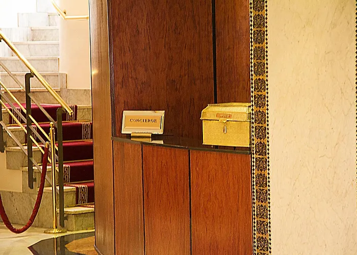 Nassim Hotel
